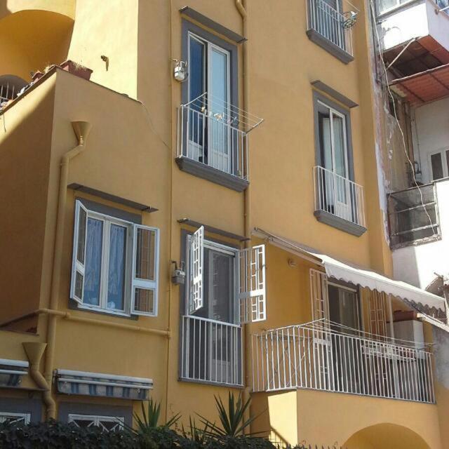 Casa Margherita Napoli Exterior foto